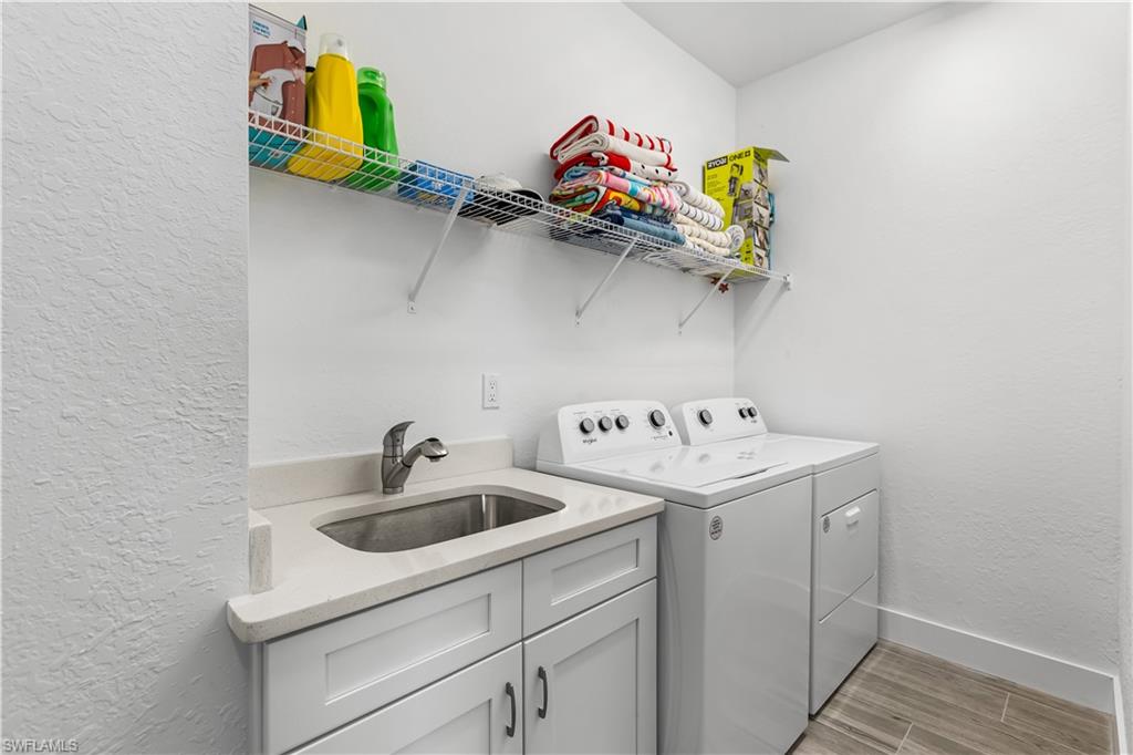 Great laundry room!
