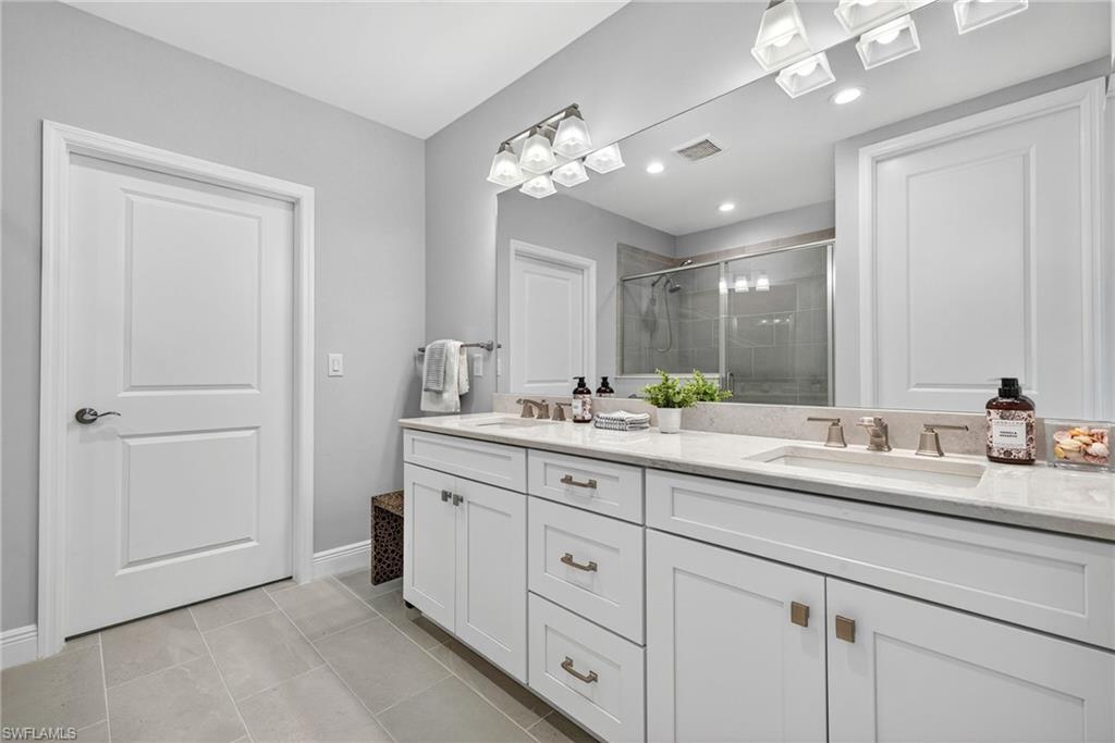 2554 SEYCHELLES DR 904 photo 15