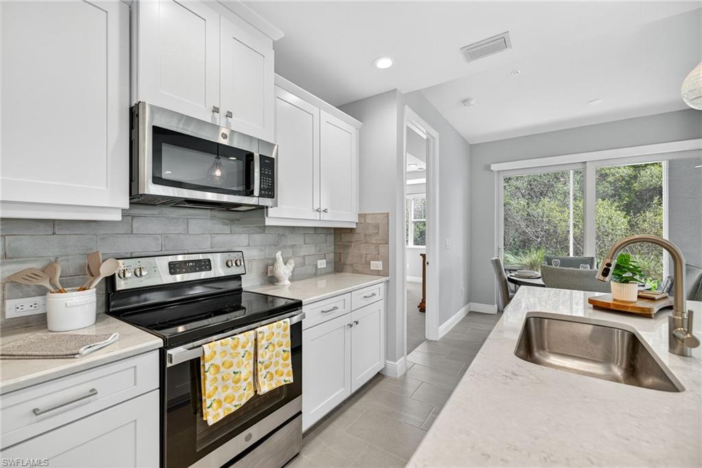 2554 SEYCHELLES DR 904 photo 11