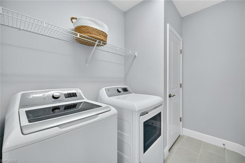 2554 SEYCHELLES DR 904 photo 21