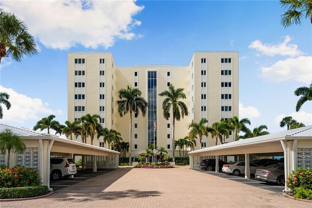 2885 Gulf Shore BLVD N 304 photo 18