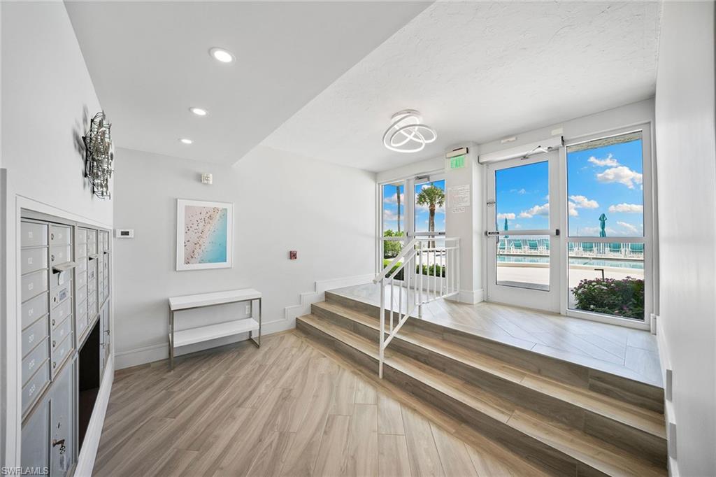 2885 Gulf Shore BLVD N 304 photo 19