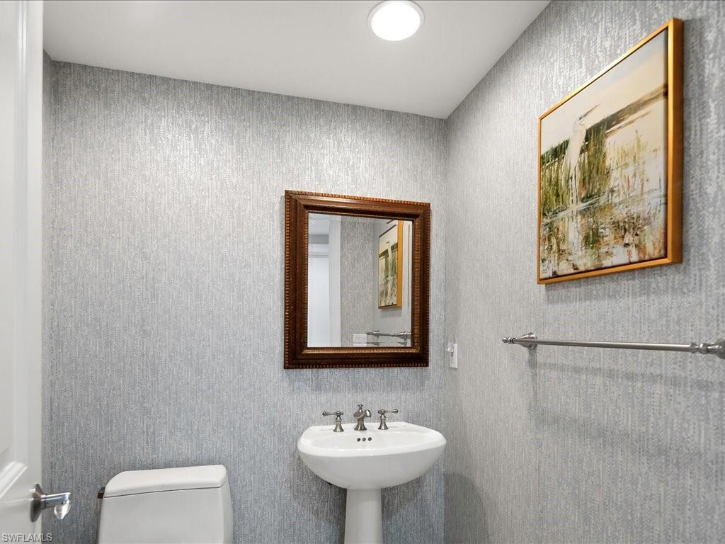 1050 Borghese LN 1804 photo 21
