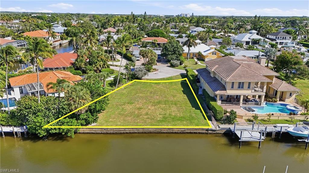 1510 Mullet LN photo 6