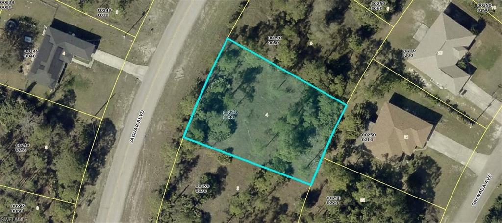 Aerial overview of property's location featuring property boundaries highlighted