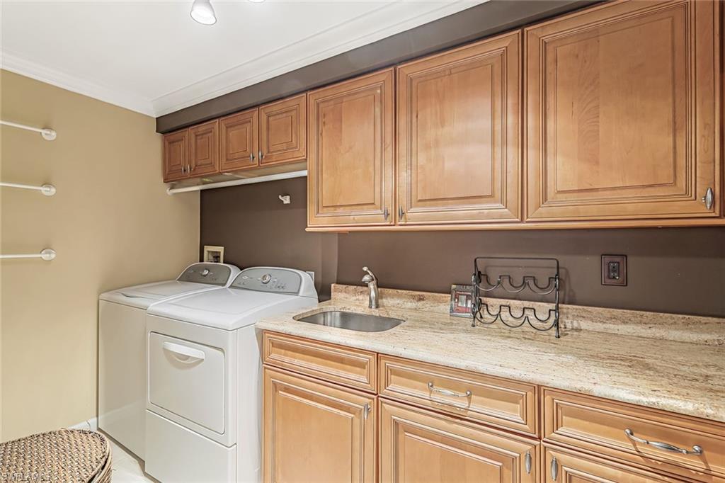 8471 Abbington CIR 1111 photo 15