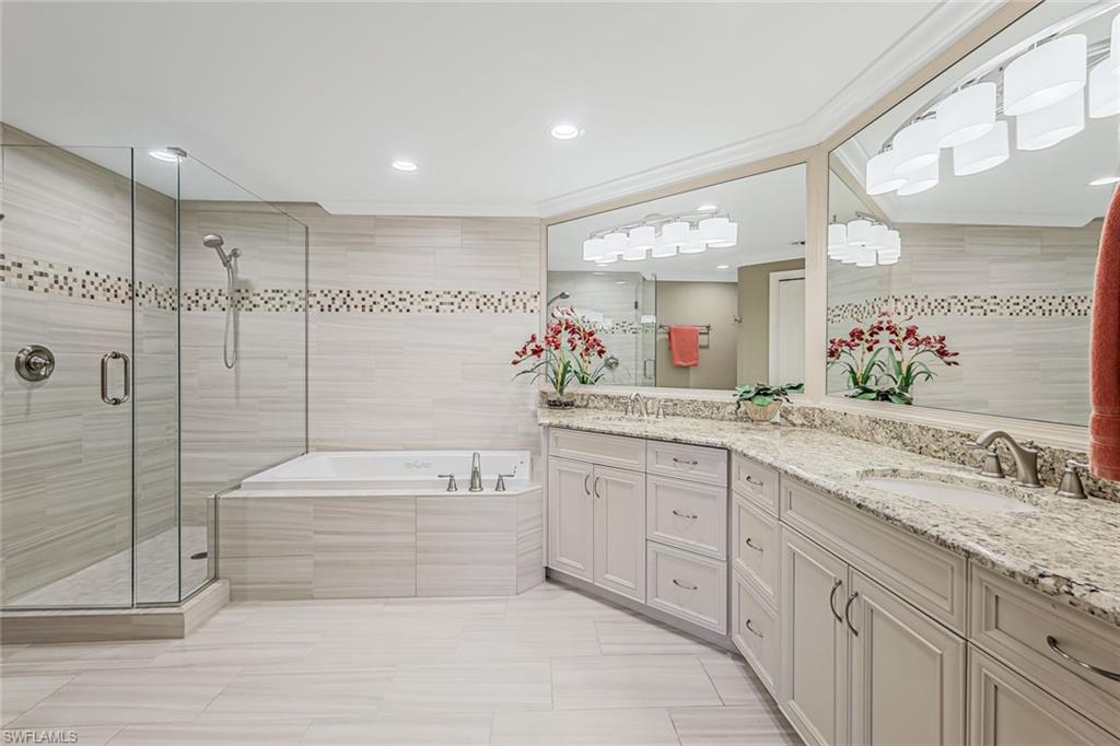 8471 Abbington CIR 1111 photo 11