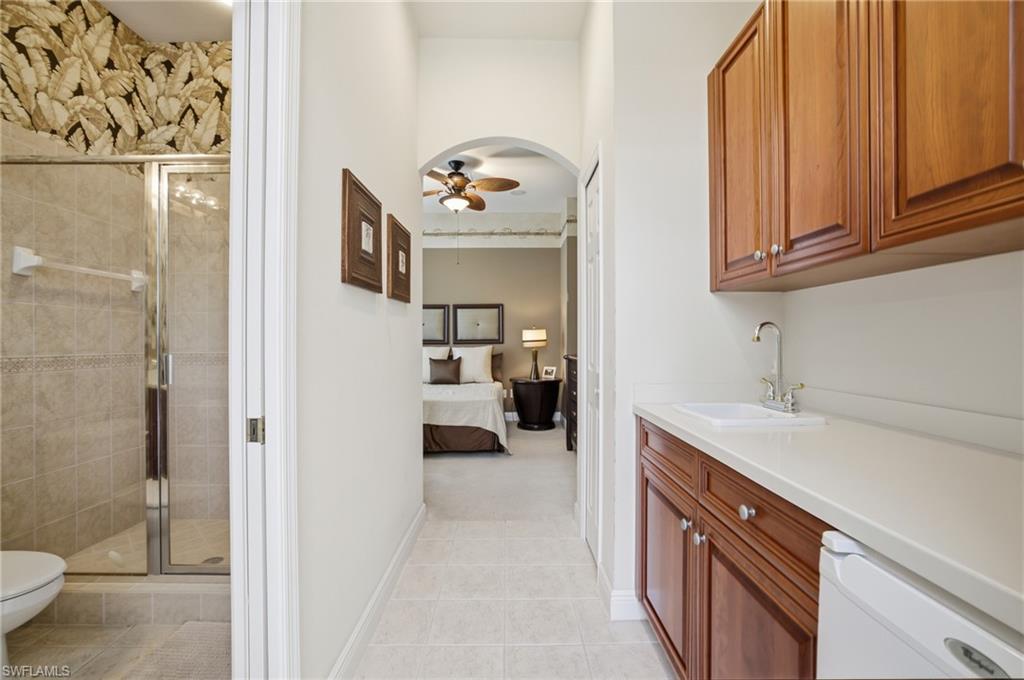 Cabana 'kitchenette' Cabinetry, counterspace, fridge and sink
