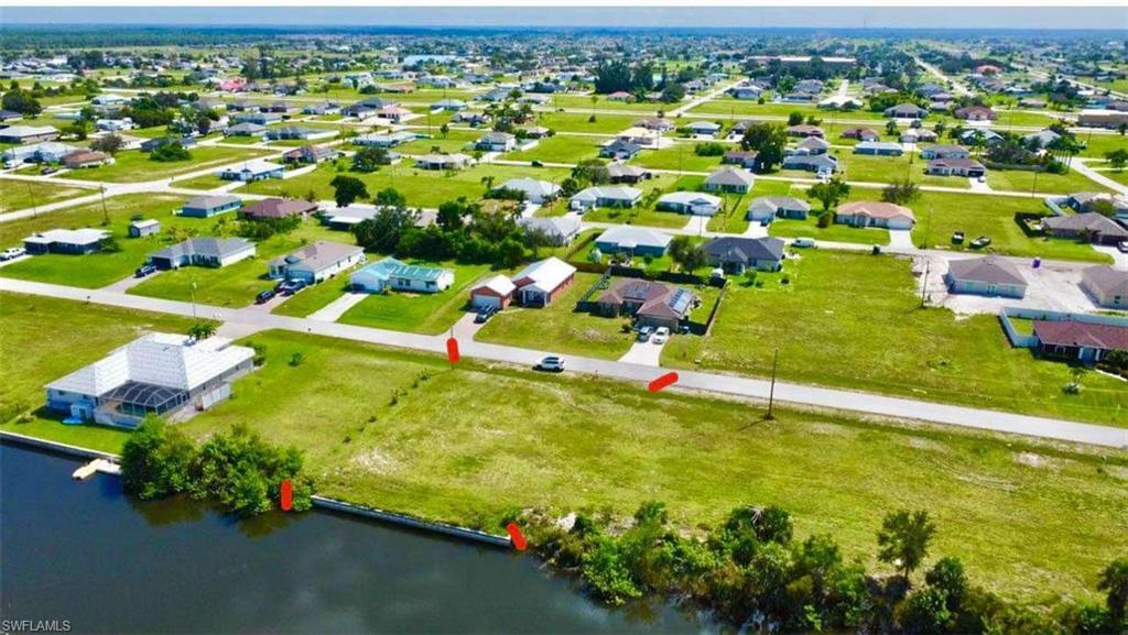 Drone / aerial view of a large body of water