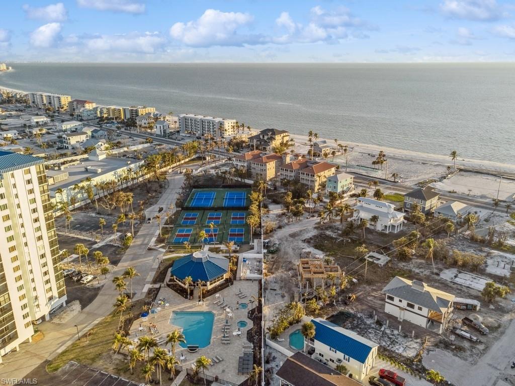 4753 Estero BLVD 804