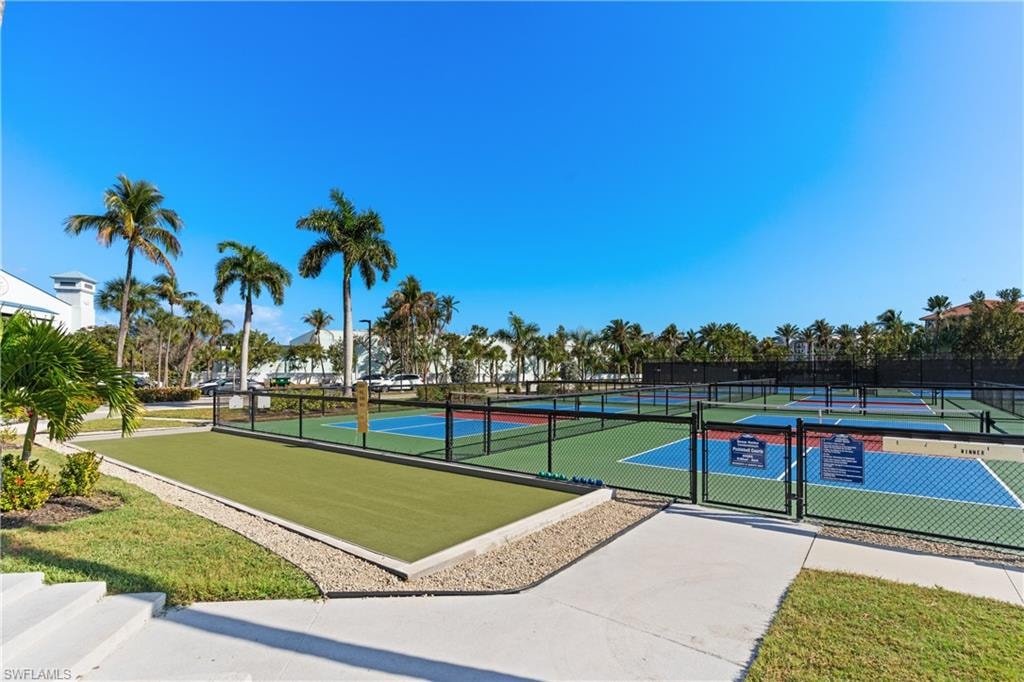 4753 Estero BLVD 804 photo 25