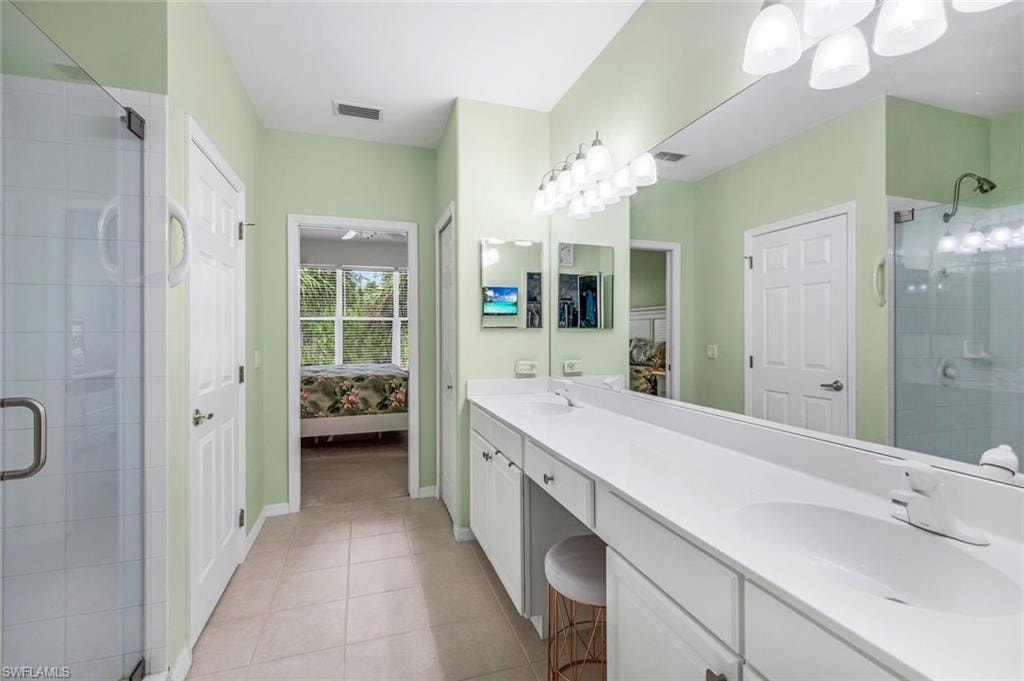 Owners Bathroom