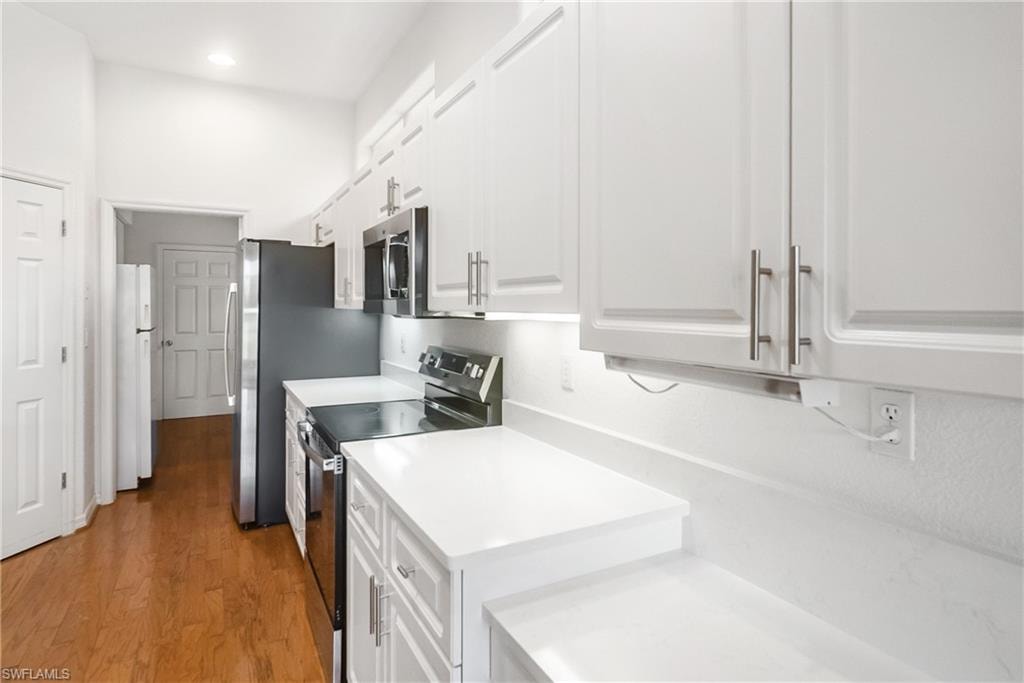26268 Feathersound DR photo 9