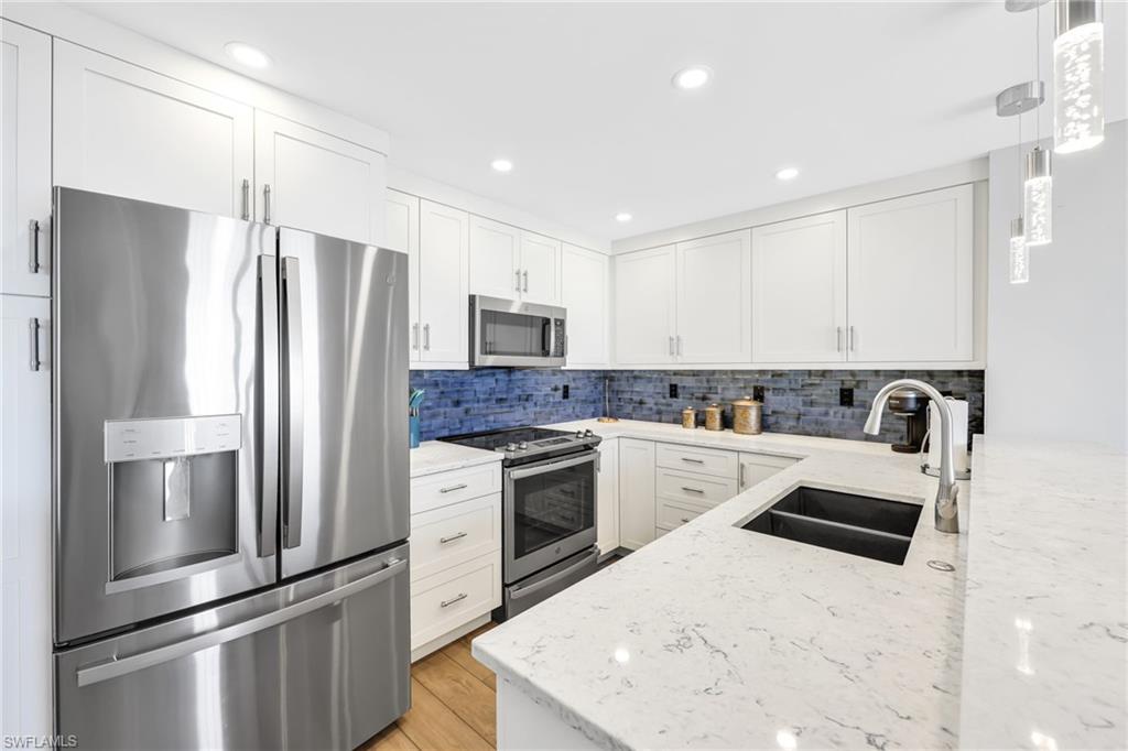 9653 Gulf Shore DR 402 photo 15