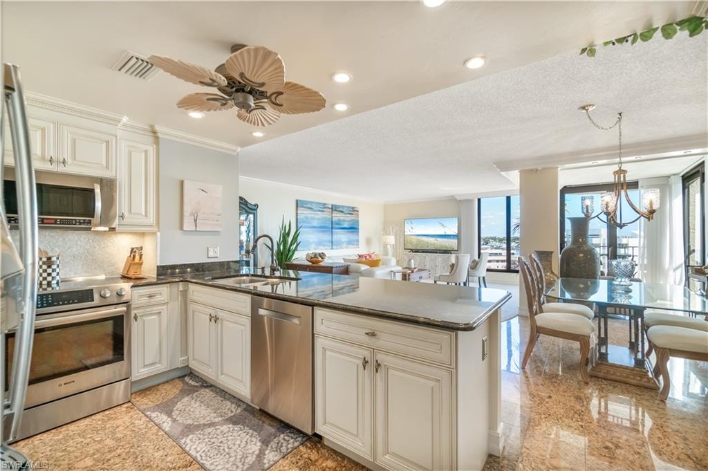 3115 Gulf Shore BLVD N 701S photo 8
