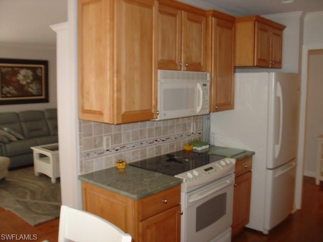 2350 W 1st ST 606