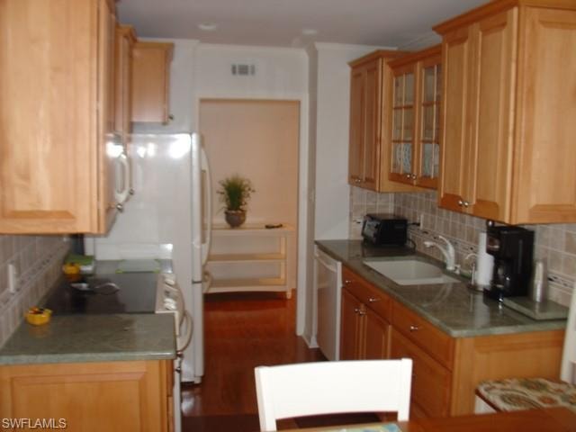 2350 W 1st ST 606
