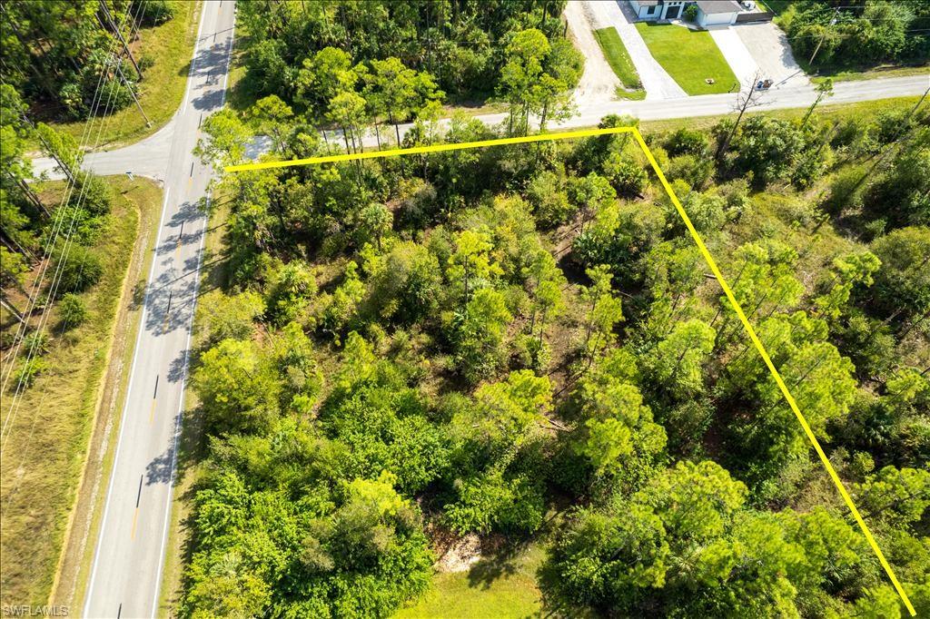 Aerial view of property's location featuring property boundaries highlighted