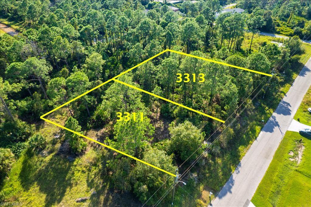 Aerial view of 3311 54th Street W and 3313 54th Street W outlined
