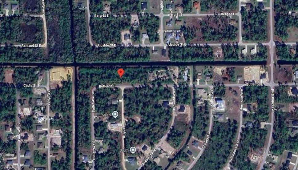 Aerial map of property and surrounding area