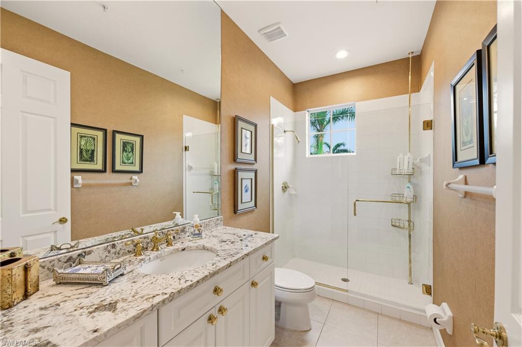 Marble baths & PH volumn ceilings