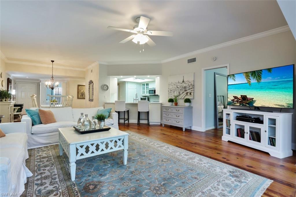 Lanai to Living Room