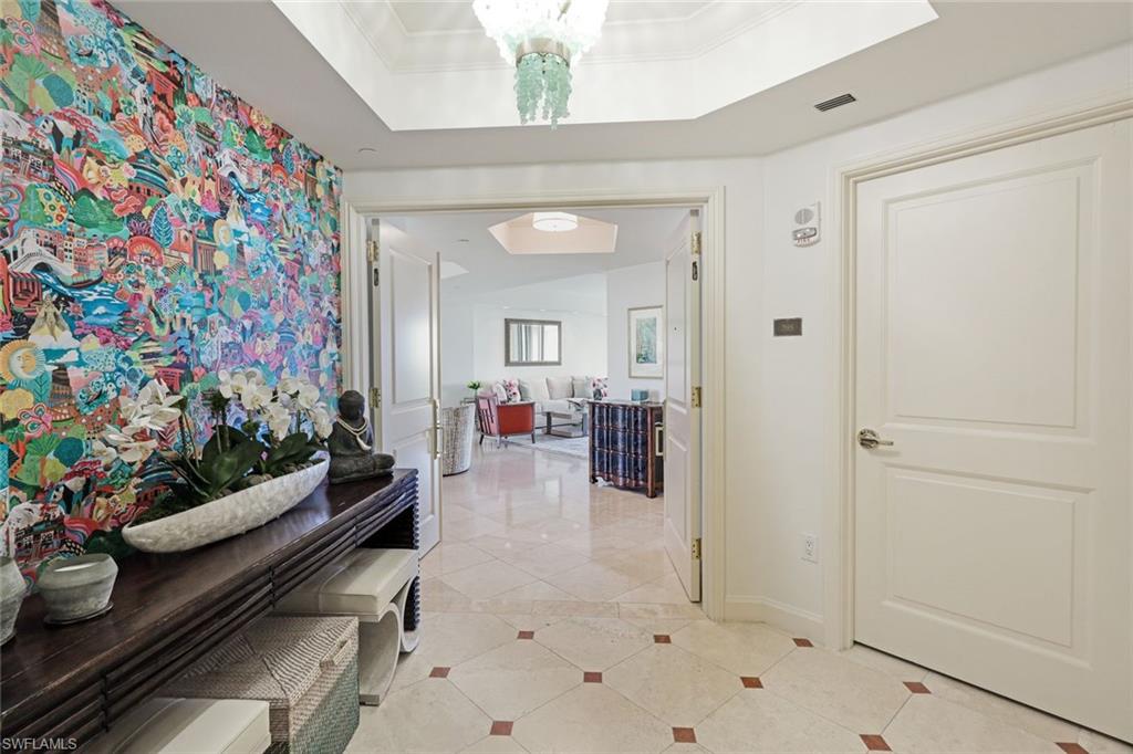 Private Foyer