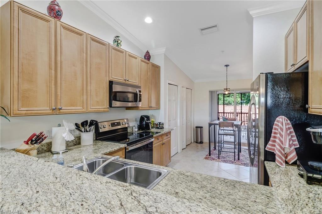 10270 Heritage Bay BLVD 3422 photo 7