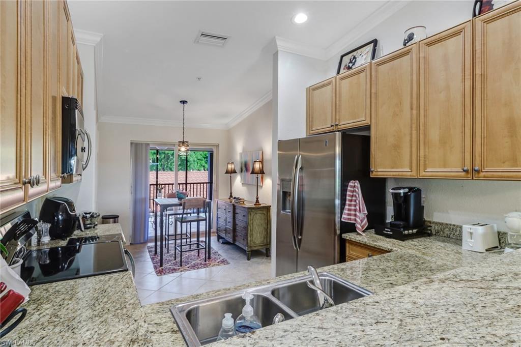 10270 Heritage Bay BLVD 3422 photo 8