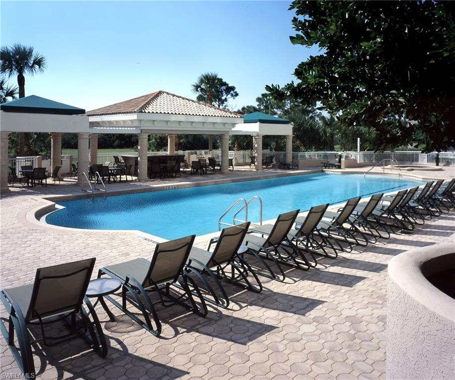 Vistas Pool