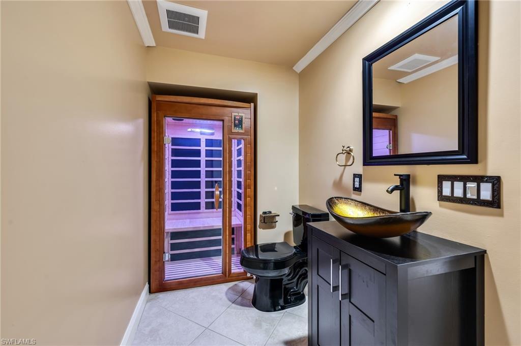 Guest Bathroom with Suana