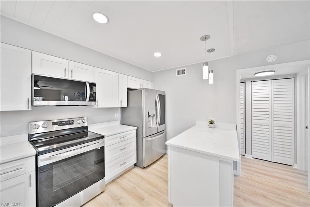 16881 Davis RD 721 photo 8