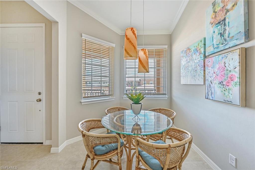 Breakfast Room