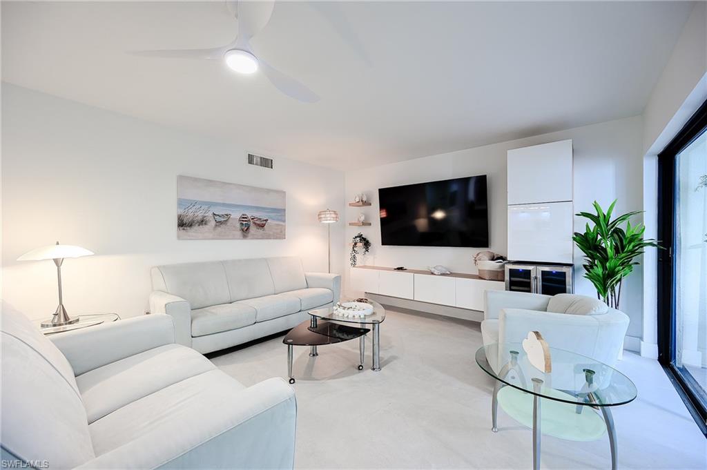 Living room with ceiling fan