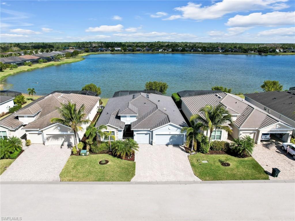 BIG LAKE VIEWS ON THE LAKE!!