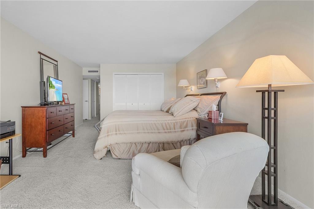 5260 S Landings DR 802 photo 16