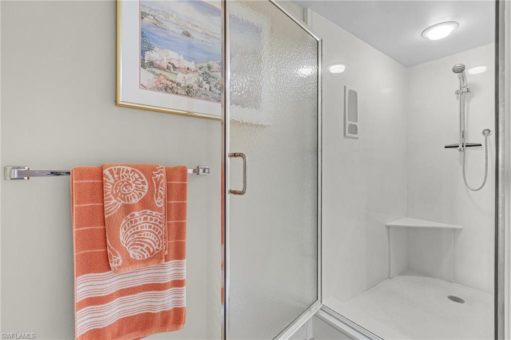 5260 S Landings DR 802 photo 18