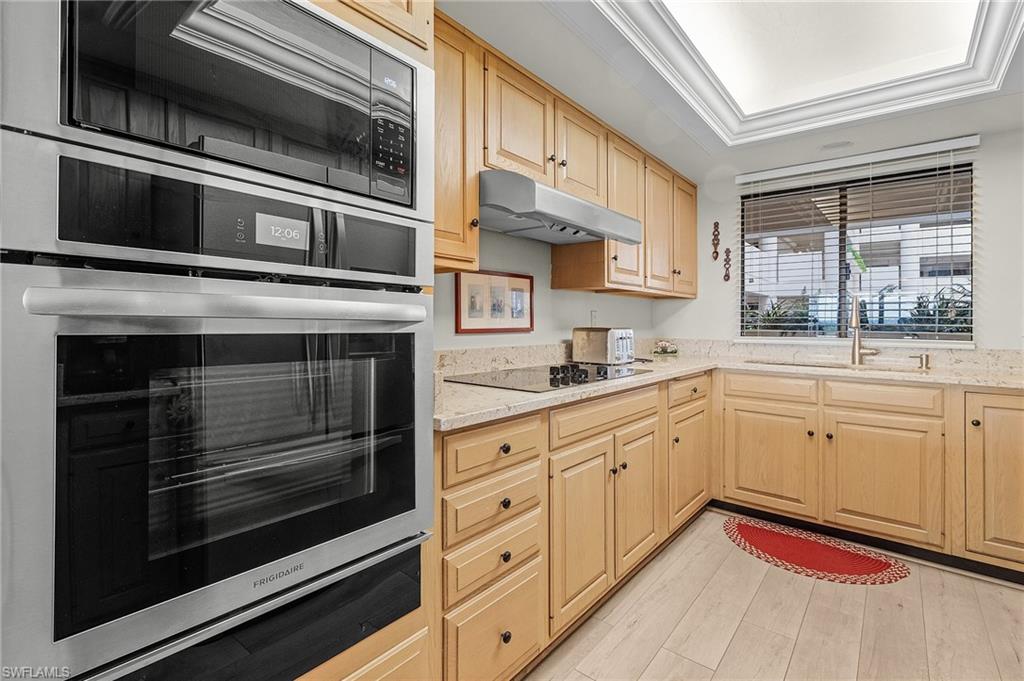 5260 S Landings DR 802 photo 8