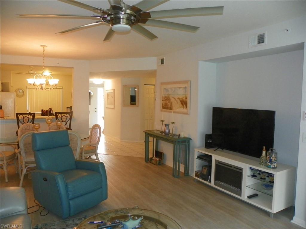 218 Gabriel CIR 3809 photo 6