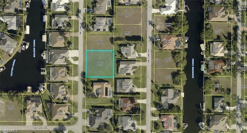 Aerial overview of property's location featuring property boundaries highlighted