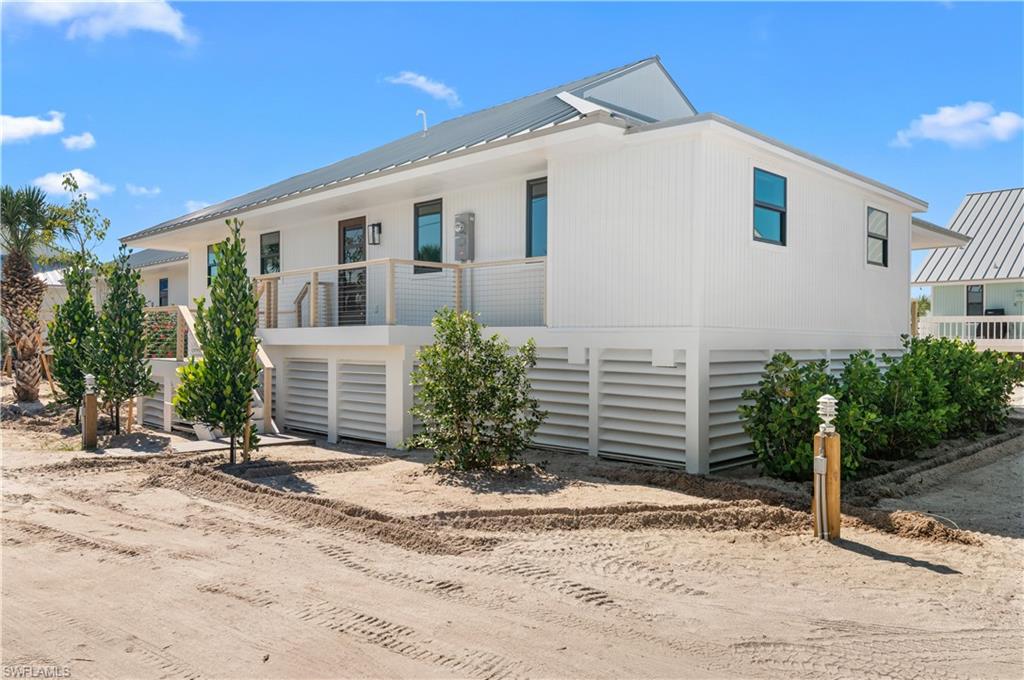 24 Beach Homes
