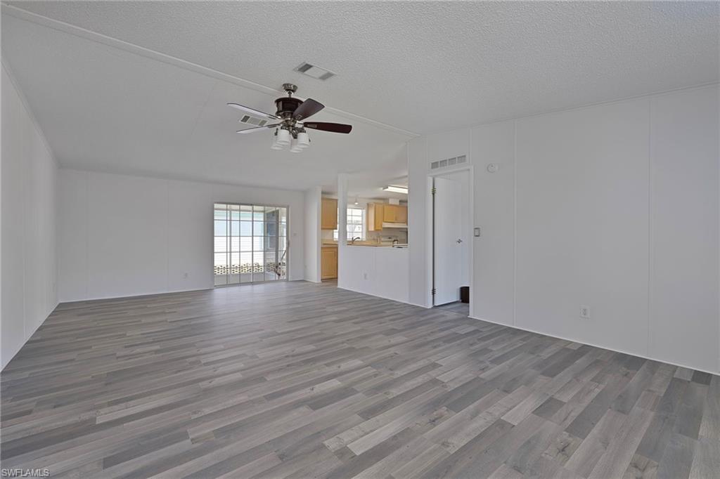 276 Grosbeak LN 276