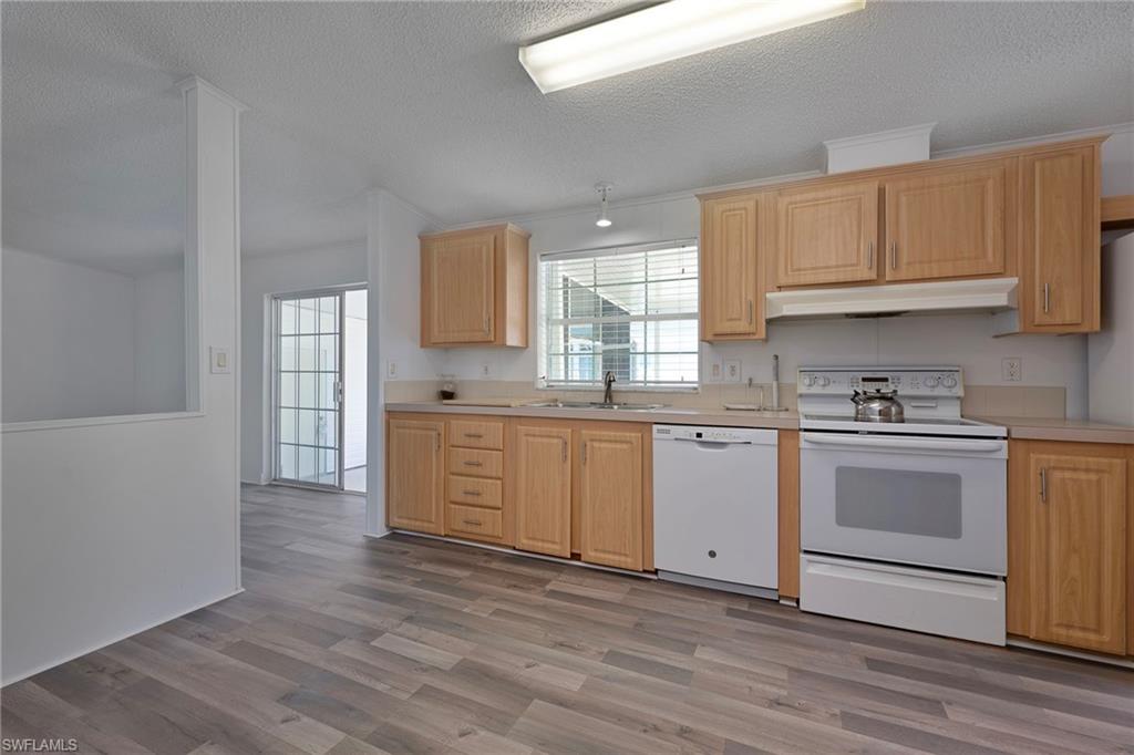 276 Grosbeak LN 276