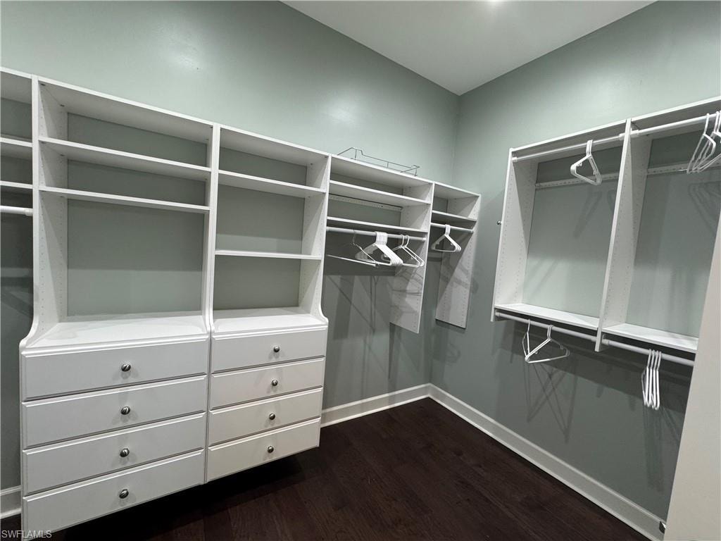 9470 Galliano TER photo 31
