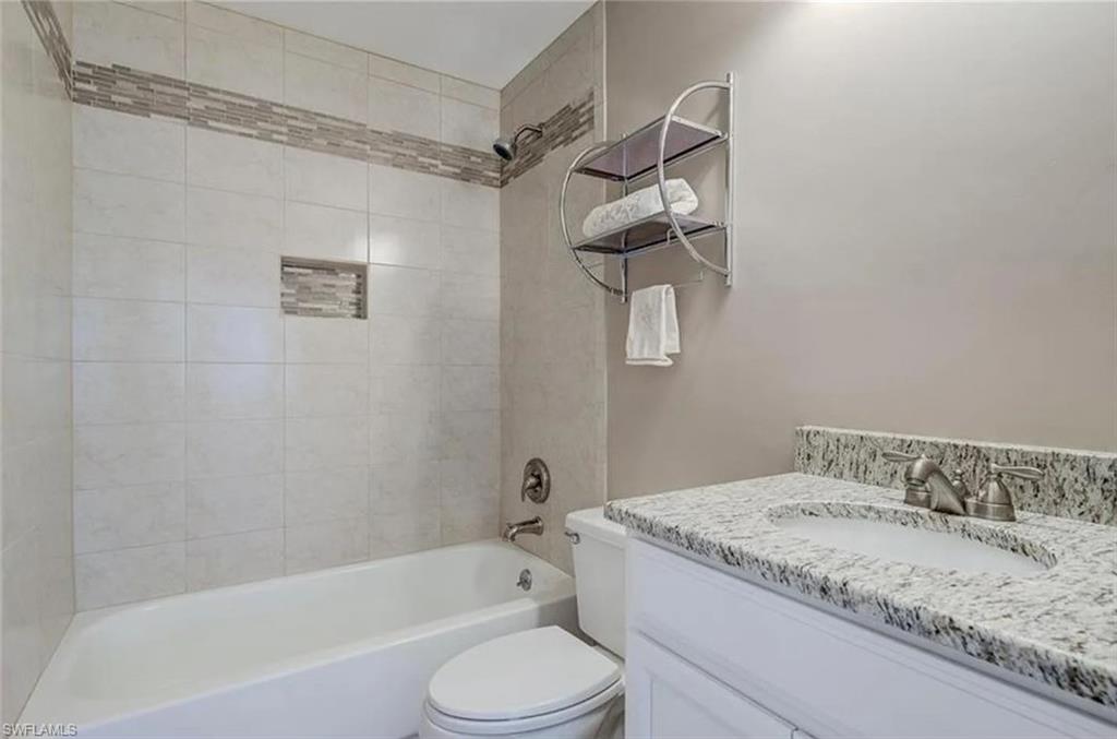 13130 White Marsh LN 207 photo 9