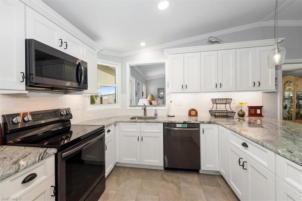 102 Elise DR photo 10