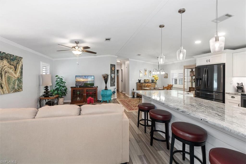 102 Elise DR photo 11