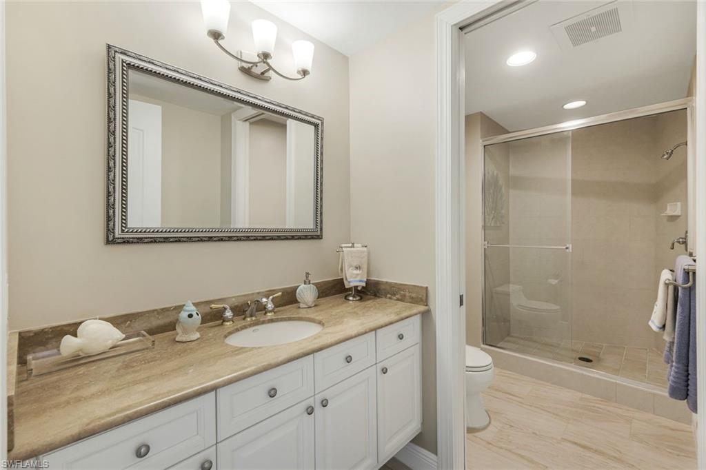 700 La Peninsula BLVD 206 photo 23