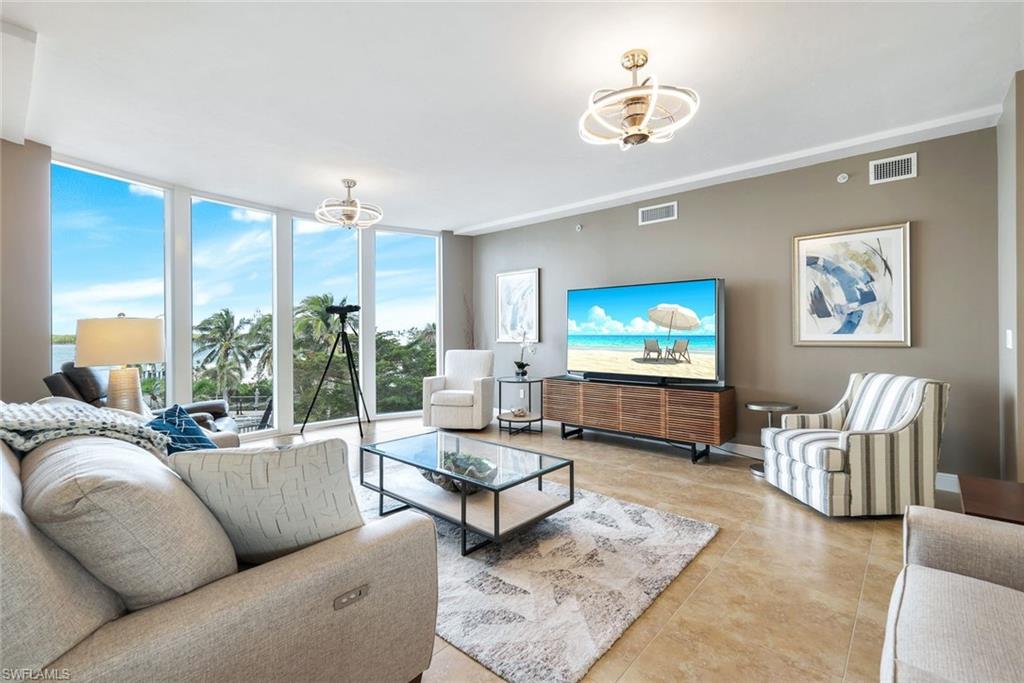 700 La Peninsula BLVD 206 photo 6
