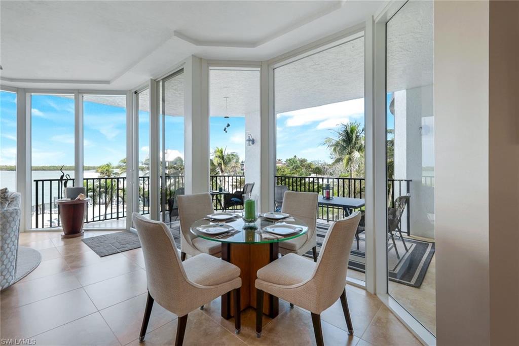 700 La Peninsula BLVD 206 photo 11
